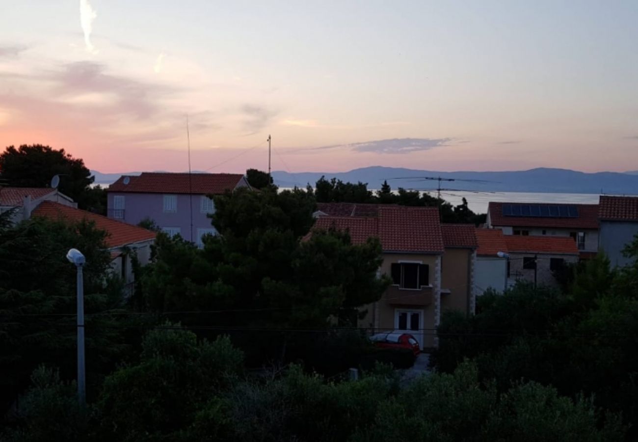 Ferienwohnung in Supetar - Ferienwohnung in Supetar mit Meerblick, Balkon, Klimaanlage, W-LAN (4998-2)