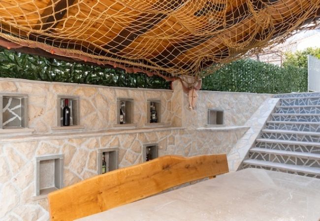 Ferienwohnung in Supetar - Ferienwohnung in Supetar mit Terrasse, Klimaanlage, W-LAN (3553-4) Ferienwohnung in Supetar - Ferienwohnung in Supetar mit Terrasse, Klimaanlage, W-LAN (3553-4)