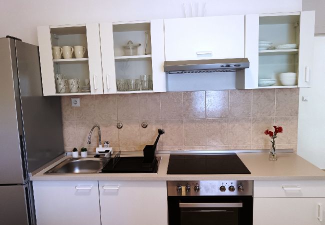 Ferienwohnung in Povlja - Ferienwohnung in Povlja mit Terrasse, Klimaanlage, W-LAN (4991-1) Ferienwohnung in Povlja - Ferienwohnung in Povlja mit Terrasse, Klimaanlage, W-LAN (4991-1)