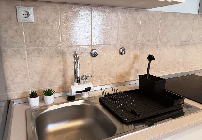 Ferienwohnung in Povlja - Ferienwohnung in Povlja mit Terrasse, Klimaanlage, W-LAN (4991-1) Ferienwohnung in Povlja - Ferienwohnung in Povlja mit Terrasse, Klimaanlage, W-LAN (4991-1)