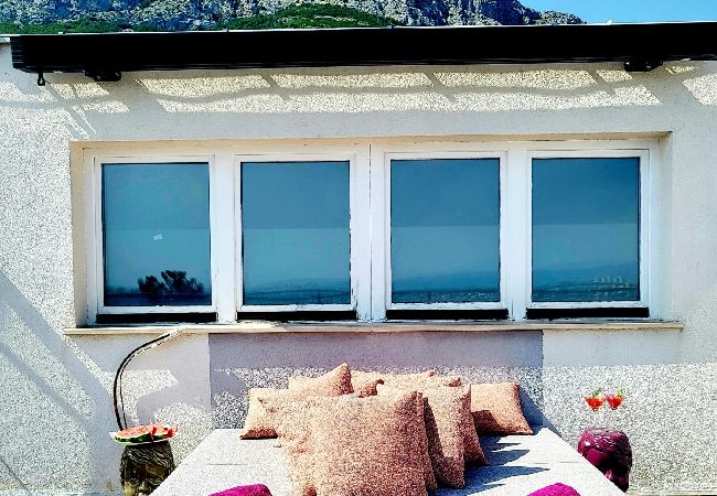 Ferienhaus in Split - Ferienhaus in Split mit Meerblick, Terrasse, Klimaanlage, W-LAN (4937-1) Ferienhaus in Split - Ferienhaus in Split mit Meerblick, Terrasse, Klimaanlage, W-LAN (4937-1)