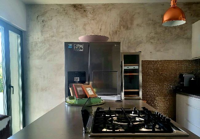 Ferienhaus in Split - Ferienhaus in Split mit Meerblick, Terrasse, Klimaanlage, W-LAN (4937-1) Ferienhaus in Split - Ferienhaus in Split mit Meerblick, Terrasse, Klimaanlage, W-LAN (4937-1)