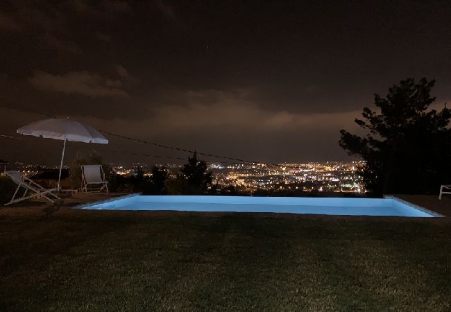 Ferienhaus in Split - Ferienhaus in Split mit Meerblick, Terrasse, Klimaanlage, W-LAN (4937-1) Ferienhaus in Split - Ferienhaus in Split mit Meerblick, Terrasse, Klimaanlage, W-LAN (4937-1)
