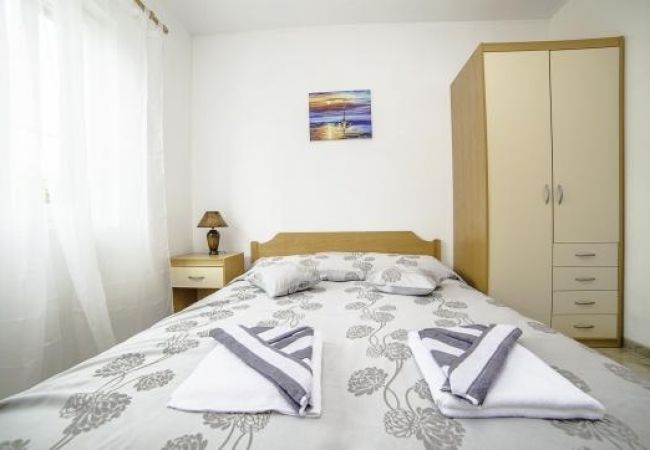 Ferienwohnung in Povlja - Ferienwohnung in Povlja mit Meerblick, Balkon, Klimaanlage, W-LAN (4936-3) Ferienwohnung in Povlja - Ferienwohnung in Povlja mit Meerblick, Balkon, Klimaanlage, W-LAN (4936-3)