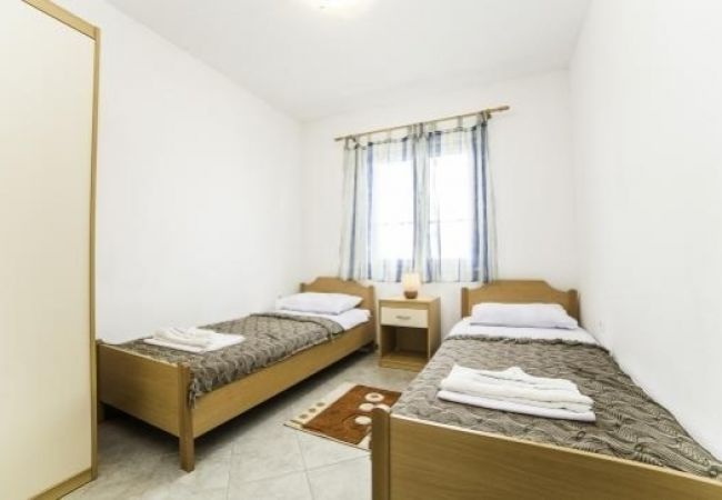 Ferienwohnung in Povlja - Ferienwohnung in Povlja mit Meerblick, Balkon, Klimaanlage, W-LAN (4936-3) Ferienwohnung in Povlja - Ferienwohnung in Povlja mit Meerblick, Balkon, Klimaanlage, W-LAN (4936-3)