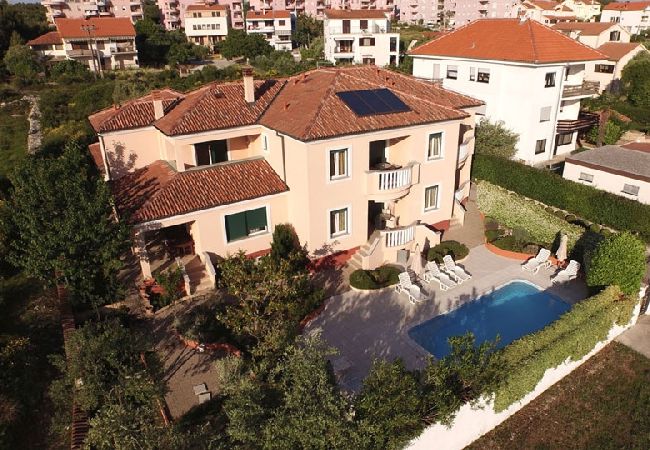 Ferienwohnung in Zadar - Ferienwohnung in Zadar mit Meerblick, Balkon, Klimaanlage, W-LAN (858-4) Ferienwohnung in Zadar - Ferienwohnung in Zadar mit Meerblick, Balkon, Klimaanlage, W-LAN (858-4)