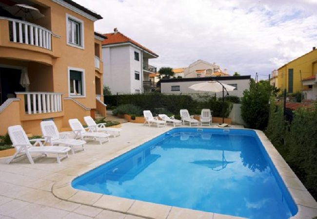 Ferienwohnung in Zadar - Ferienwohnung in Zadar mit Meerblick, Balkon, Klimaanlage, W-LAN (858-4) Ferienwohnung in Zadar - Ferienwohnung in Zadar mit Meerblick, Balkon, Klimaanlage, W-LAN (858-4)