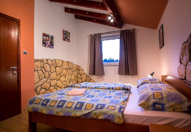 Ferienwohnung in Lopar - Ferienwohnung in Lopar mit Balkon, Klimaanlage, W-LAN (4739-3) Ferienwohnung in Lopar - Ferienwohnung in Lopar mit Balkon, Klimaanlage, W-LAN (4739-3)