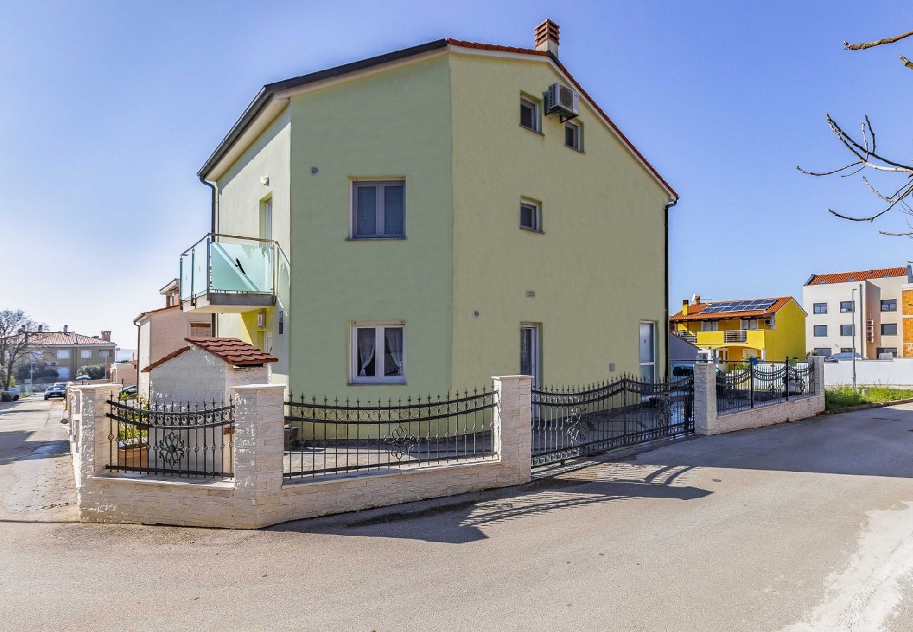 Ferienhaus in Medulin - Ferienhaus in Medulin mit Meerblick, Terrasse, Klimaanlage, W-LAN (3486-4)