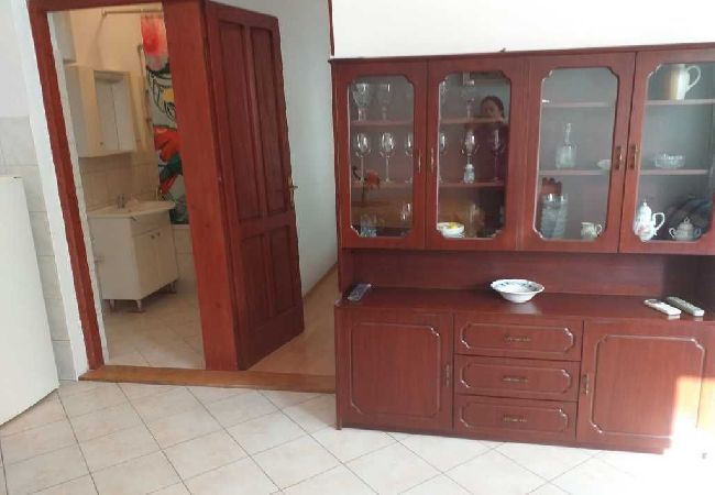 Ferienwohnung in Tribunj - Ferienwohnung in Tribunj mit Terrasse, Klimaanlage, W-LAN (5035-3) Ferienwohnung in Tribunj - Ferienwohnung in Tribunj mit Terrasse, Klimaanlage, W-LAN (5035-3)