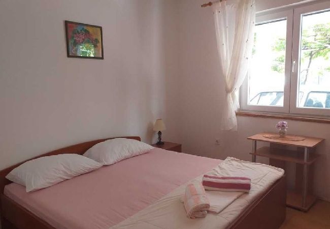 Ferienwohnung in Tribunj - Ferienwohnung in Tribunj mit Terrasse, Klimaanlage, W-LAN (5035-3) Ferienwohnung in Tribunj - Ferienwohnung in Tribunj mit Terrasse, Klimaanlage, W-LAN (5035-3)