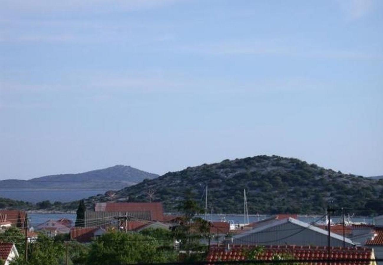 Ferienwohnung in Tribunj - Ferienwohnung in Tribunj mit Meerblick, Balkon, Klimaanlage, W-LAN (5034-2)