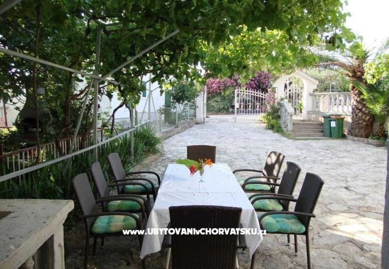 Ferienwohnung in Tribunj - Ferienwohnung in Tribunj mit Meerblick, Terrasse, Klimaanlage, W-LAN (5037-3)