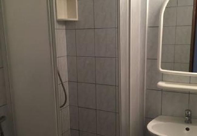 Ferienwohnung in Tribunj - Ferienwohnung in Tribunj mit Terrasse, Klimaanlage, W-LAN (5038-4) Ferienwohnung in Tribunj - Ferienwohnung in Tribunj mit Terrasse, Klimaanlage, W-LAN (5038-4)