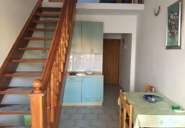 Ferienwohnung in Tribunj - Ferienwohnung in Tribunj mit Terrasse, Klimaanlage, W-LAN (5038-4) Ferienwohnung in Tribunj - Ferienwohnung in Tribunj mit Terrasse, Klimaanlage, W-LAN (5038-4)