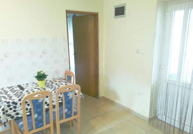 Ferienwohnung in Tribunj - Ferienwohnung in Tribunj mit Terrasse, Klimaanlage, W-LAN (5038-2) Ferienwohnung in Tribunj - Ferienwohnung in Tribunj mit Terrasse, Klimaanlage, W-LAN (5038-2)