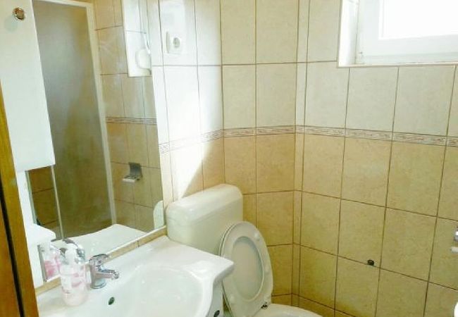 Ferienwohnung in Tribunj - Ferienwohnung in Tribunj mit Terrasse, Klimaanlage, W-LAN (5038-2) Ferienwohnung in Tribunj - Ferienwohnung in Tribunj mit Terrasse, Klimaanlage, W-LAN (5038-2)