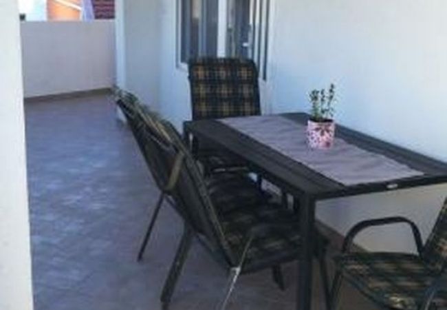 Ferienwohnung in Tribunj - Ferienwohnung in Tribunj mit Terrasse, Klimaanlage, W-LAN (5038-2) Ferienwohnung in Tribunj - Ferienwohnung in Tribunj mit Terrasse, Klimaanlage, W-LAN (5038-2)