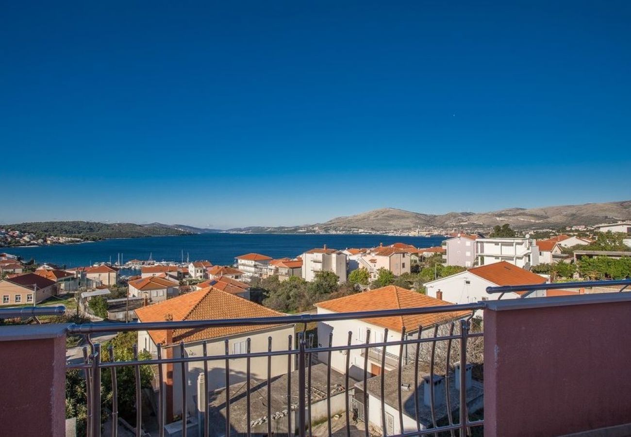 Ferienwohnung in Okrug Gornji - Ferienwohnung in Okrug Gornji mit Meerblick, Balkon, Klimaanlage, W-LAN (5048-5)