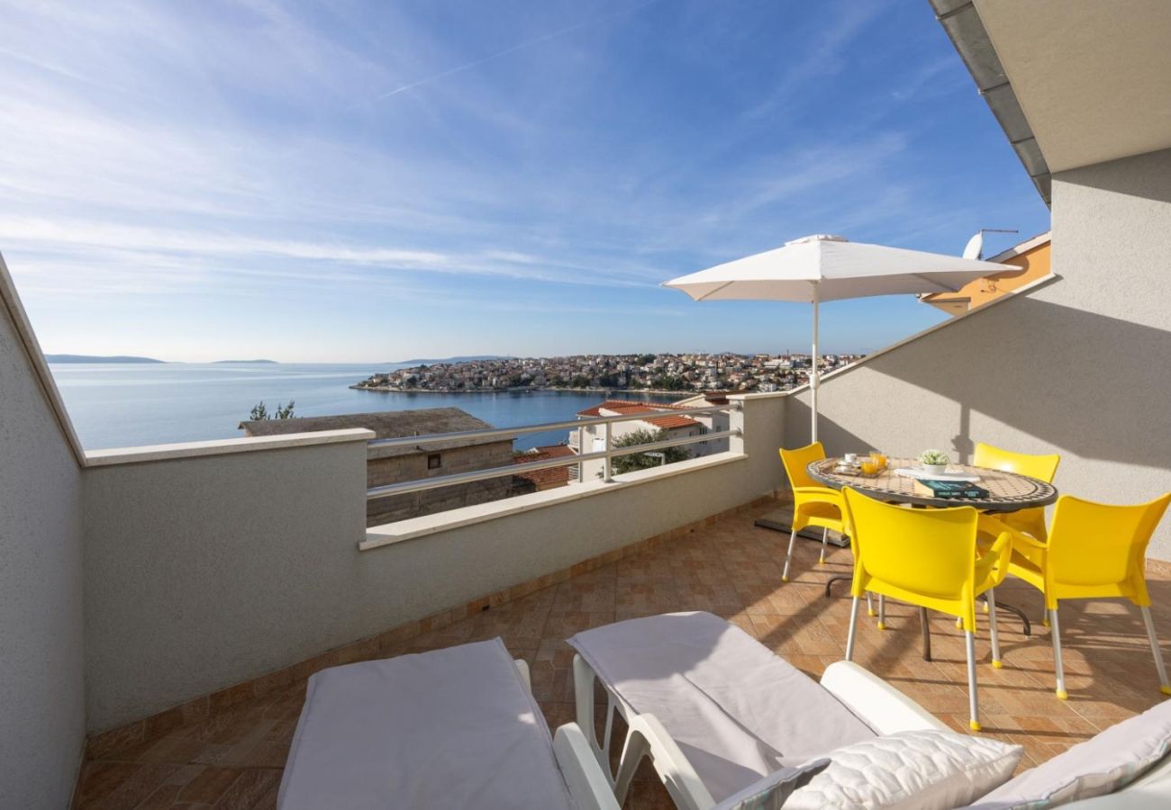 Ferienwohnung in Okrug Gornji - Ferienwohnung in Okrug Gornji mit Meerblick, Terrasse, Klimaanlage, W-LAN (5049-3)