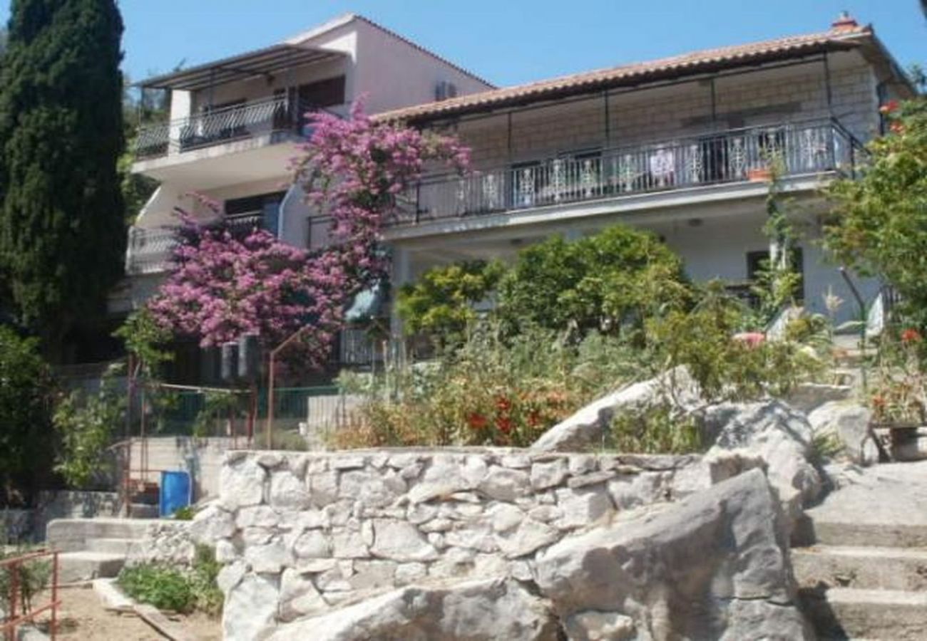 Ferienwohnung in Trogir - Ferienwohnung in Trogir mit Meerblick, Balkon, Klimaanlage, W-LAN (5055-2)