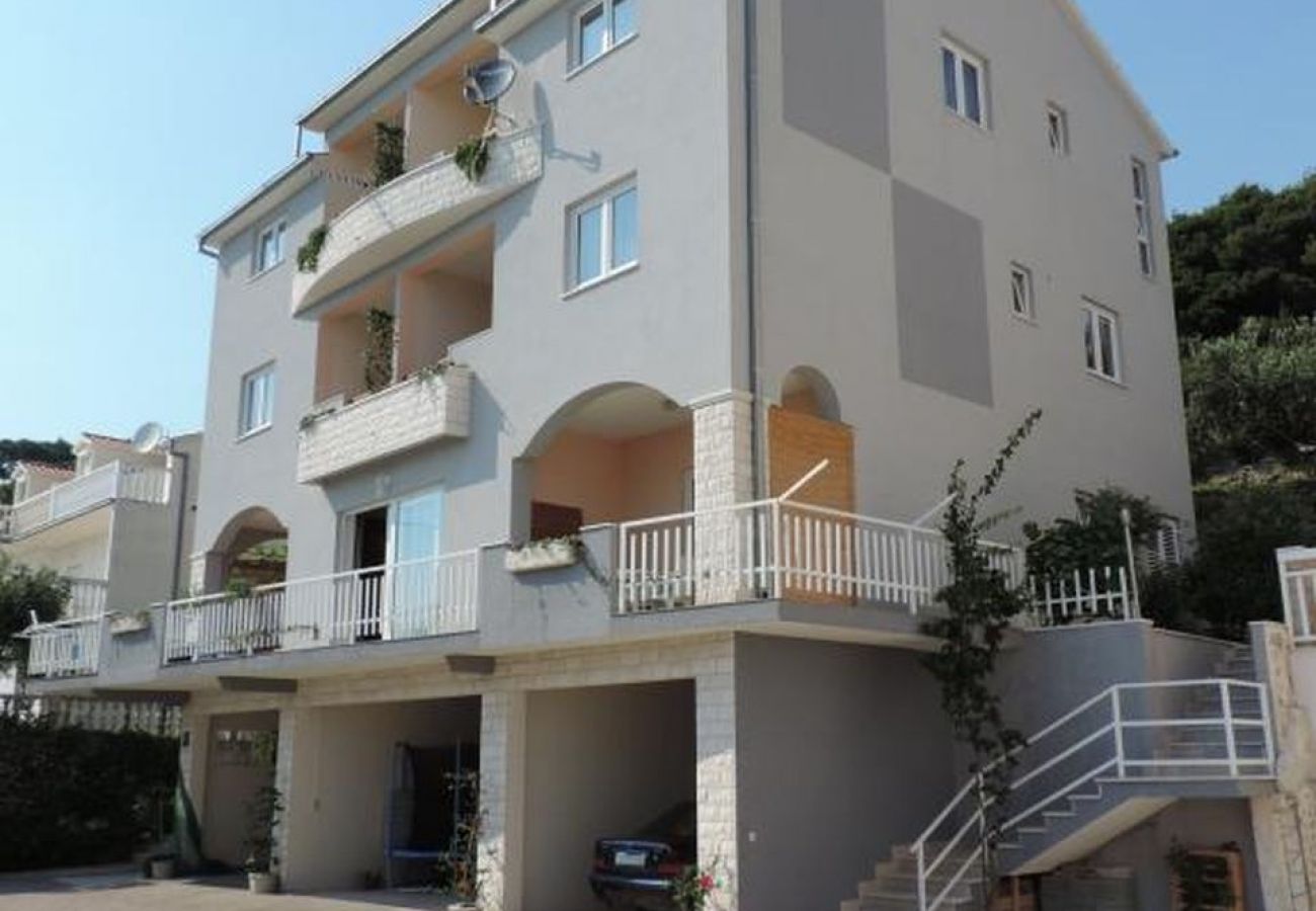 Ferienwohnung in Duce - Ferienwohnung in Duće mit Meerblick, Balkon, Klimaanlage, W-LAN (5067-5)