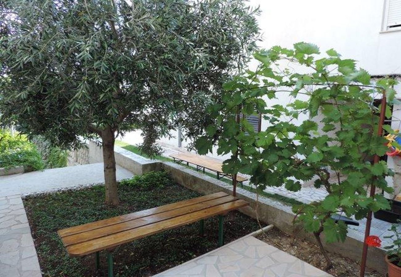 Ferienwohnung in Duce - Ferienwohnung in Duće mit Meerblick, Balkon, Klimaanlage, W-LAN (5067-5)