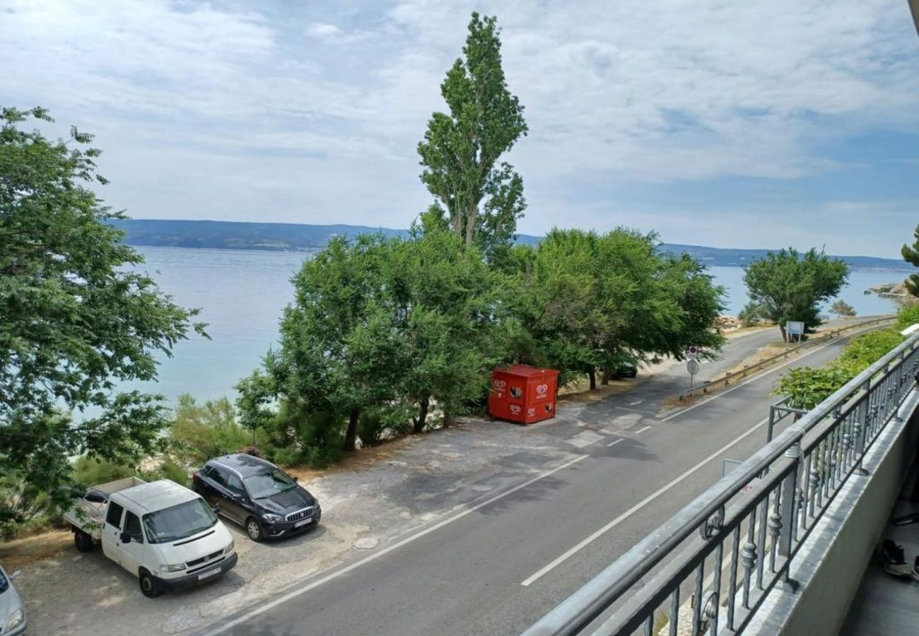 Ferienwohnung in Duce - Ferienwohnung in Duće mit Meerblick, Terrasse, Klimaanlage, W-LAN (5064-1)