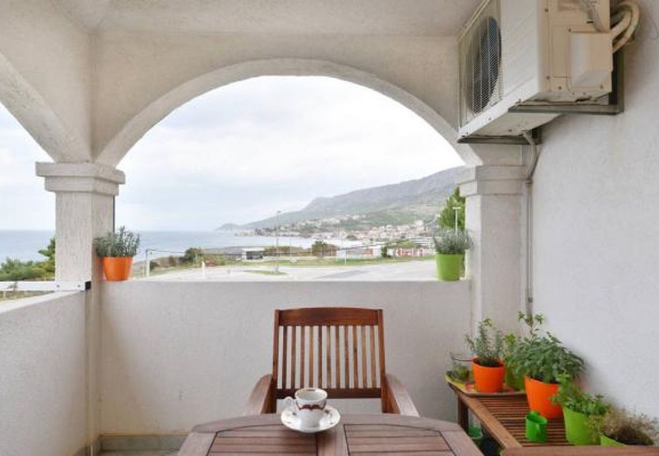 Ferienwohnung in Duce - Ferienwohnung in Duće mit Meerblick, Terrasse, Klimaanlage, W-LAN (5063-1)