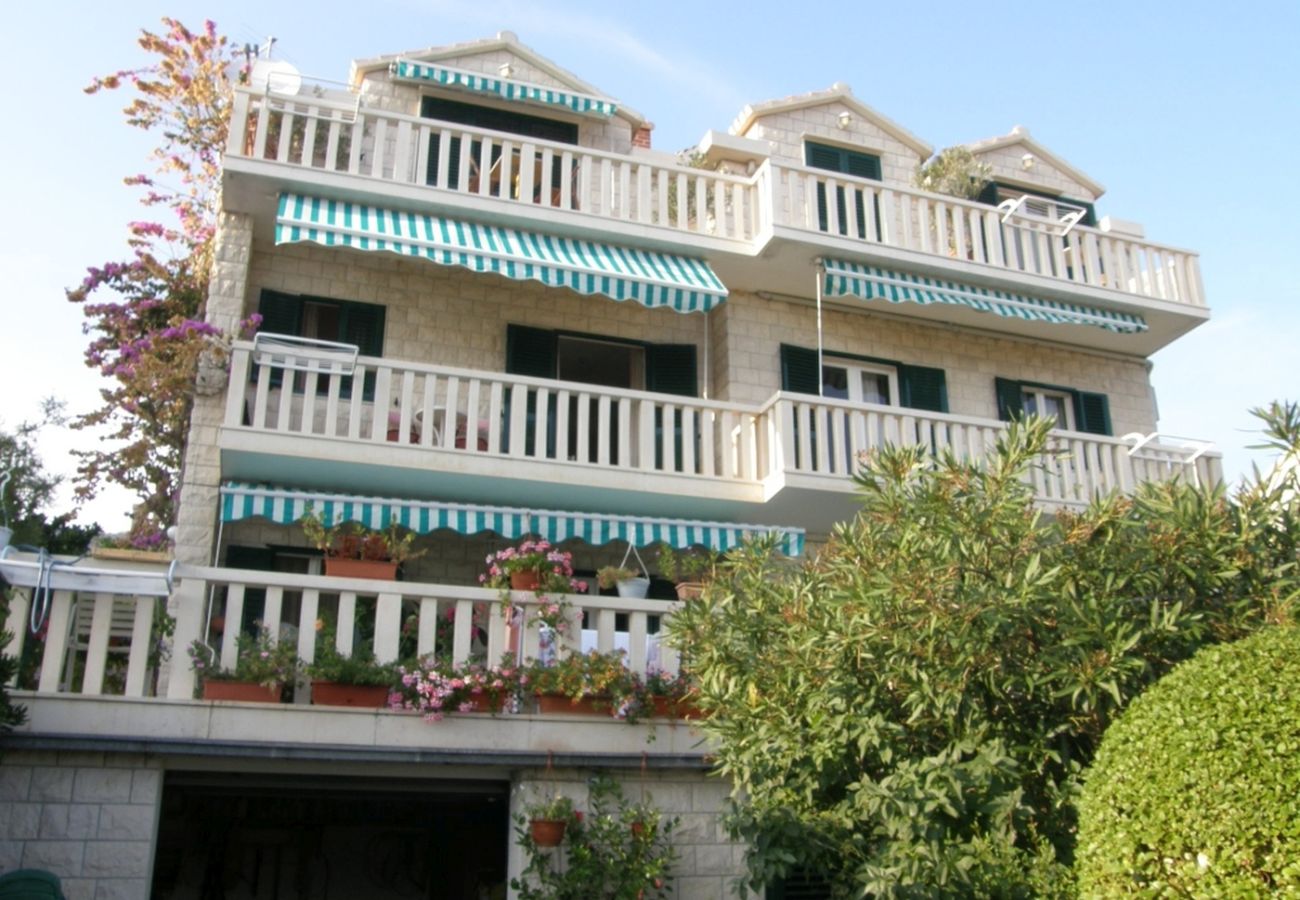 Ferienwohnung in Bol - Ferienwohnung in Bol mit Meerblick, Balkon, Klimaanlage, W-LAN (3416-2)