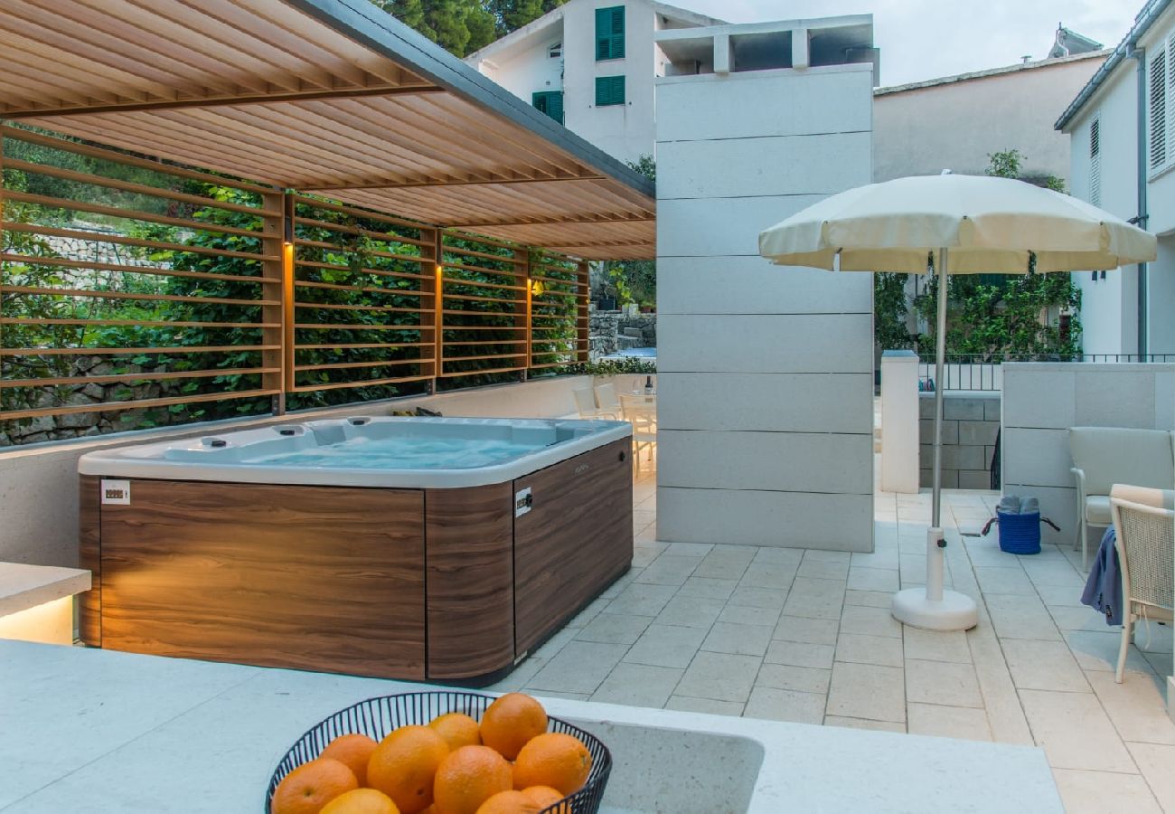 Ferienwohnung in Brela - Ferienwohnung in Brela mit Meerblick, Terrasse, Klimaanlage, W-LAN (201-10)