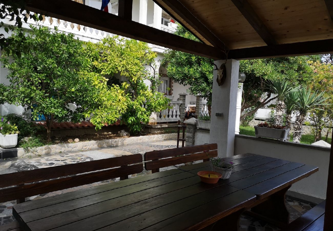 Ferienwohnung in Lopar - Ferienwohnung in Lopar mit Meerblick, Terrasse, W-LAN, Waschmaschine (593-2)