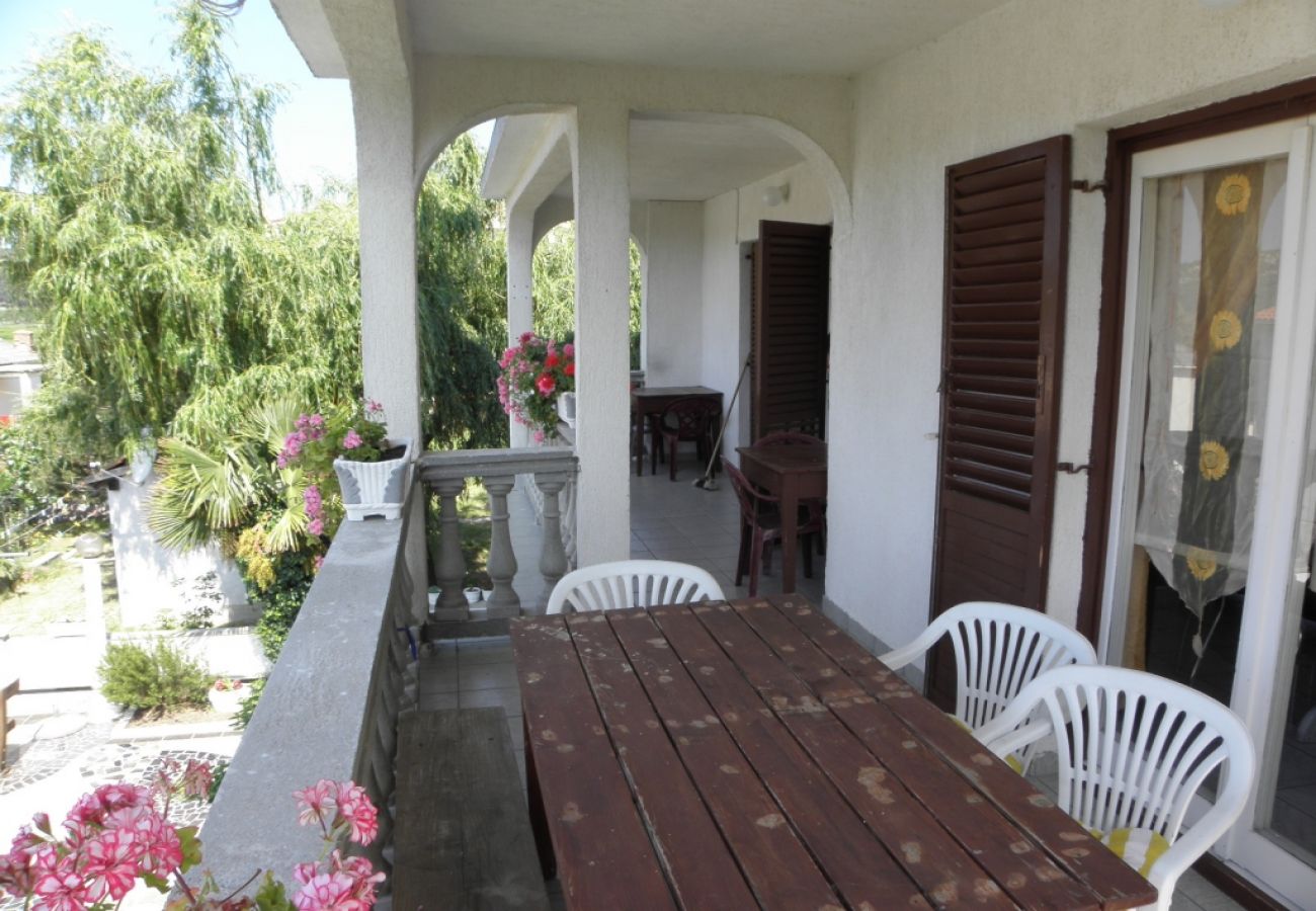 Ferienwohnung in Lopar - Ferienwohnung in Lopar mit Meerblick, Terrasse, W-LAN, Waschmaschine (593-1)