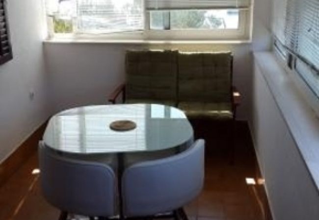 Ferienwohnung in Vinišce - Ferienwohnung in Vinišće mit Meerblick, Terrasse, Klimaanlage, W-LAN (4752-1) Ferienwohnung in Vinišce - Ferienwohnung in Vinišće mit Meerblick, Terrasse, Klimaanlage, W-LAN (4752-1)