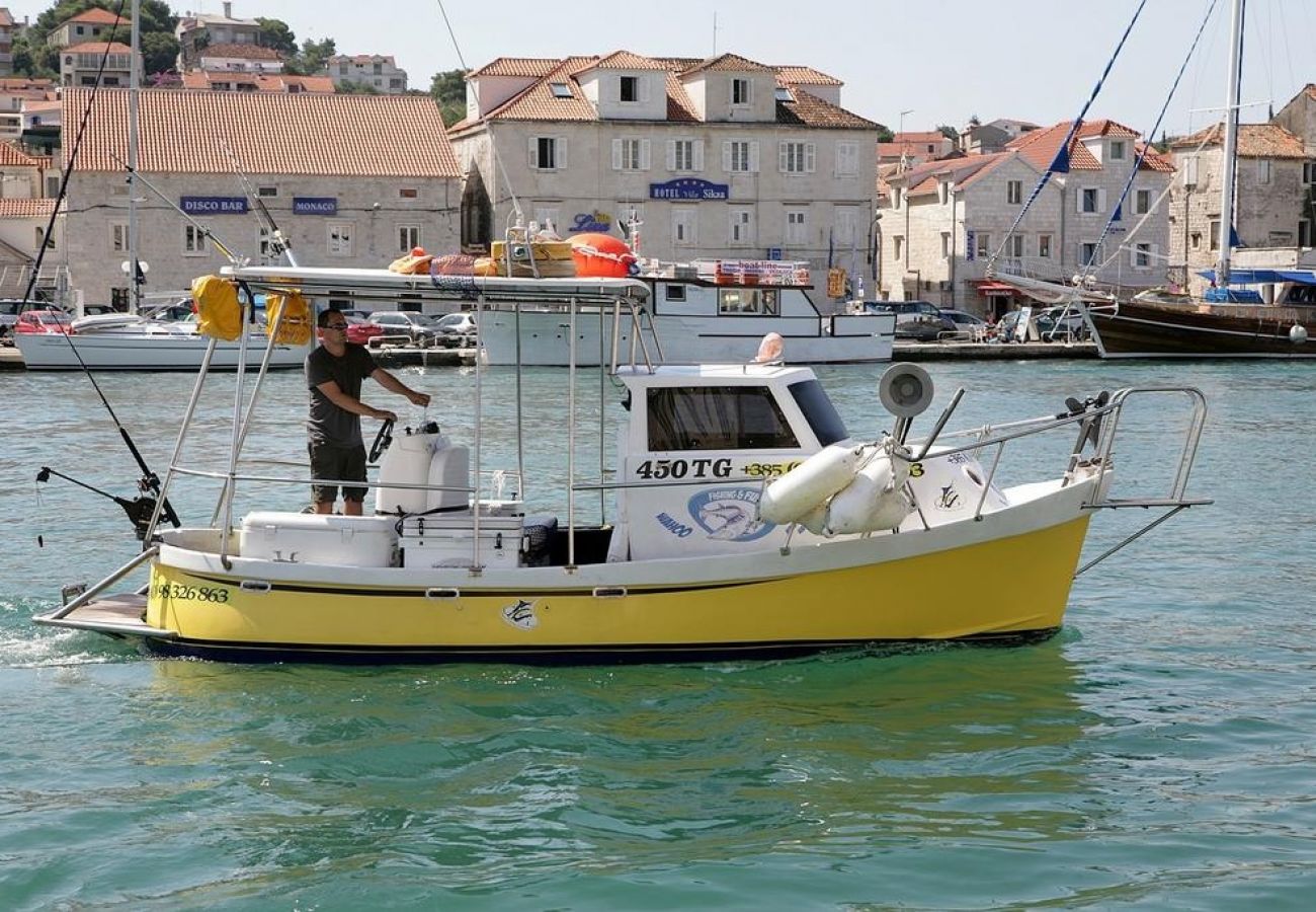 Ferienwohnung in Vinišce - Ferienwohnung in Vinišće mit Meerblick, Terrasse, Klimaanlage, W-LAN (4752-1)