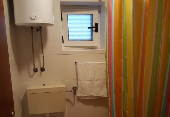 Ferienwohnung in Vinišce - Ferienwohnung in Vinišće mit Meerblick, Balkon, Klimaanlage, W-LAN (4752-2) Ferienwohnung in Vinišce - Ferienwohnung in Vinišće mit Meerblick, Balkon, Klimaanlage, W-LAN (4752-2)