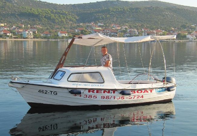 Ferienwohnung in Vinišce - Ferienwohnung in Vinišće mit Meerblick, Balkon, Klimaanlage, W-LAN (4752-2) Ferienwohnung in Vinišce - Ferienwohnung in Vinišće mit Meerblick, Balkon, Klimaanlage, W-LAN (4752-2)