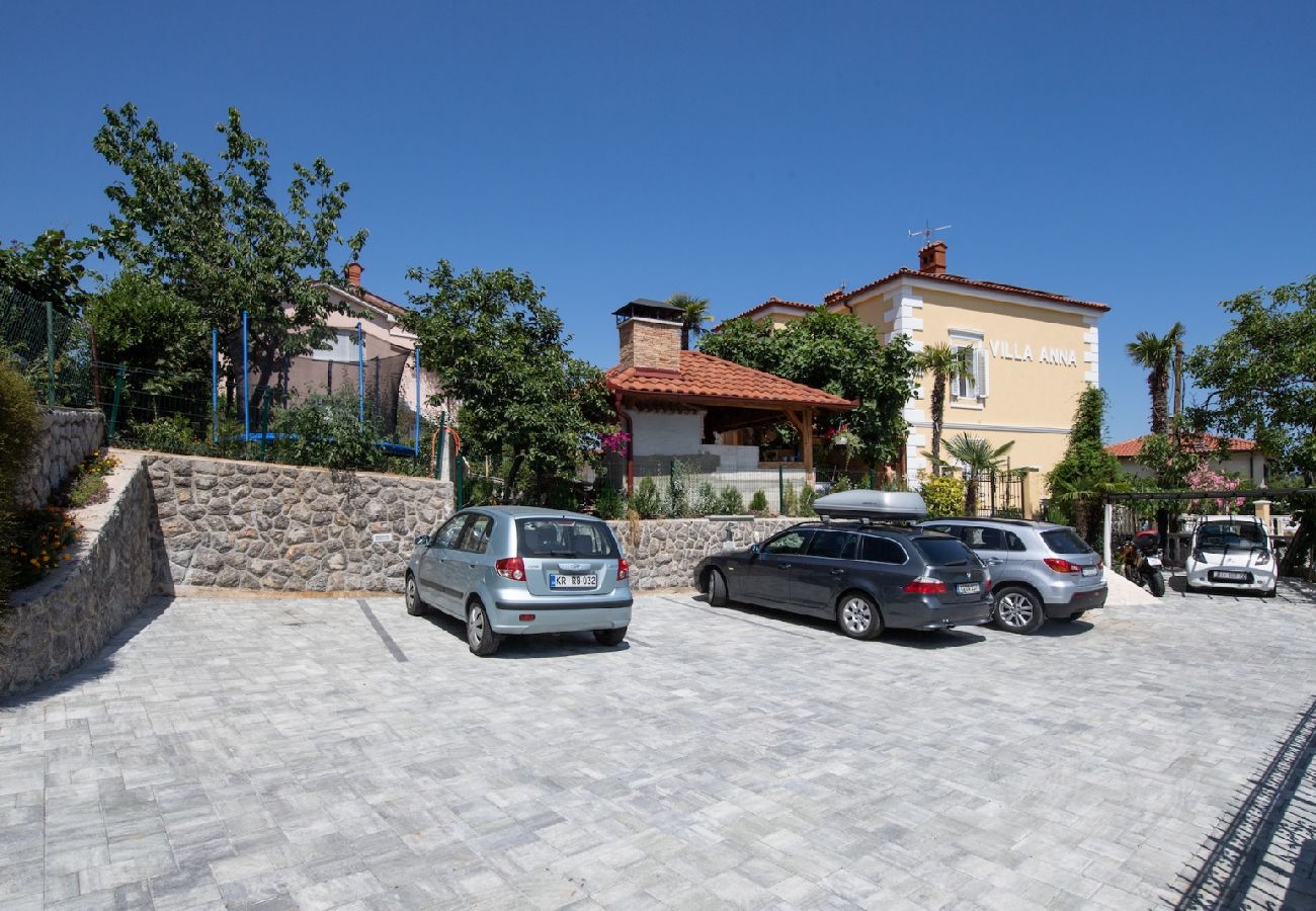 Ferienwohnung in Ika - Ferienwohnung in Ika mit Meerblick, Balkon, Klimaanlage, W-LAN (5025-2)