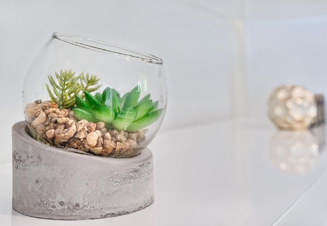 Ferienwohnung in Kaštel Lukšic - Ferienwohnung in Kaštel Lukšić mit Terrasse, Klimaanlage, W-LAN, Waschmaschine (5107-2) Ferienwohnung in Kaštel Lukšic - Ferienwohnung in Kaštel Lukšić mit Terrasse, Klimaanlage, W-LAN, Waschmaschine (5107-2)