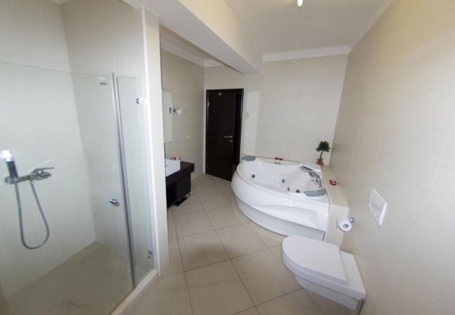 Ferienwohnung in Opatija - Ferienwohnung in Opatija mit Meerblick, Terrasse, Klimaanlage, W-LAN (4812-1) Ferienwohnung in Opatija - Ferienwohnung in Opatija mit Meerblick, Terrasse, Klimaanlage, W-LAN (4812-1)