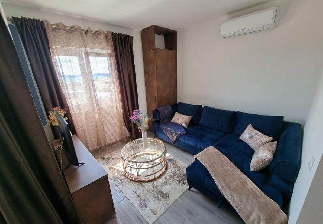 Studio in Zadar - Studioapartment in Zadar mit Meerblick, Balkon, Klimaanlage, W-LAN (5114-1) Studio in Zadar - Studioapartment in Zadar mit Meerblick, Balkon, Klimaanlage, W-LAN (5114-1)