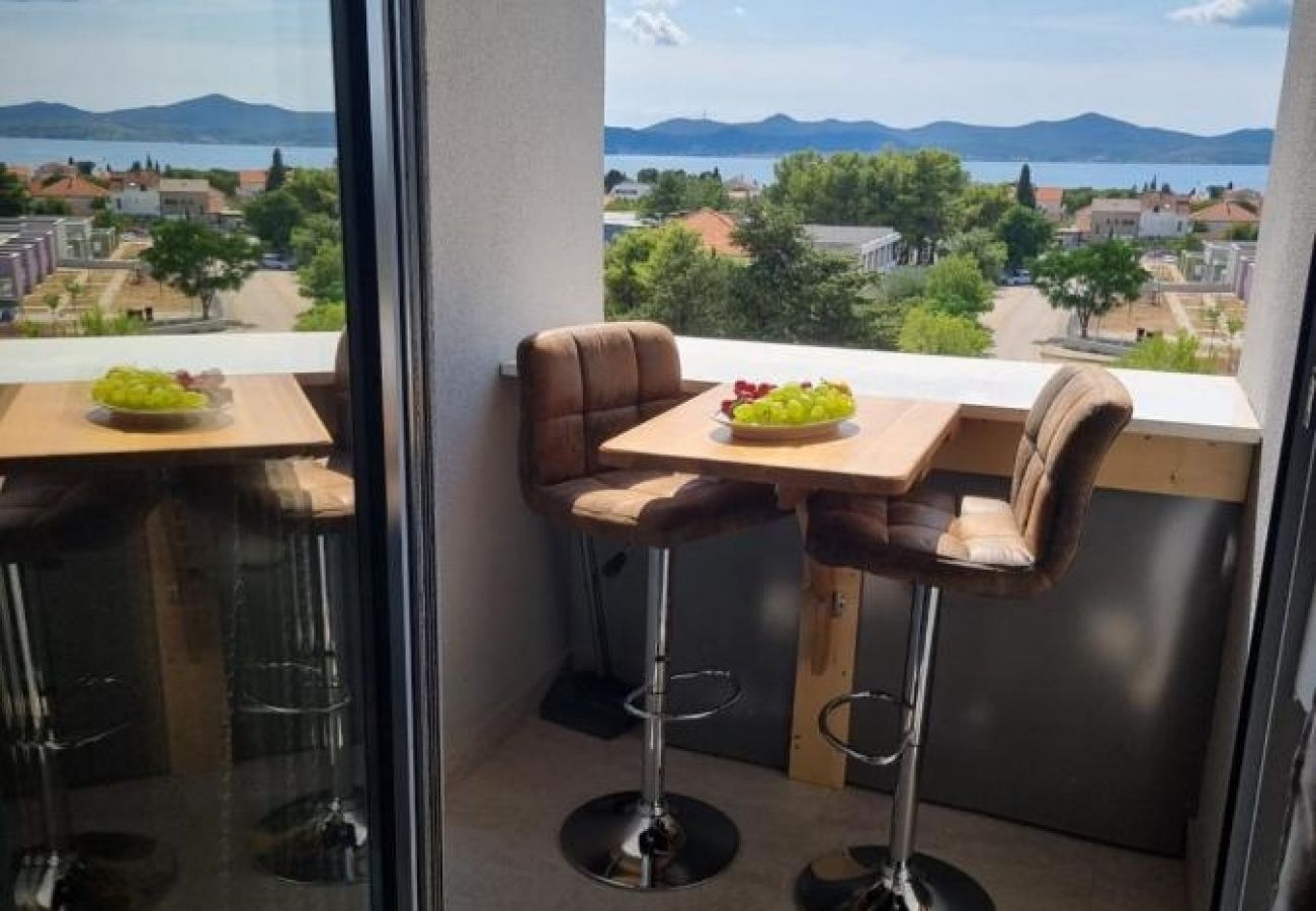 Studio in Zadar - Studioapartment in Zadar mit Meerblick, Balkon, Klimaanlage, W-LAN (5114-1)