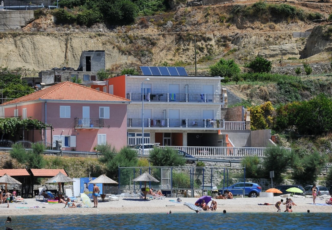 Ferienwohnung in Podstrana - Ferienwohnung in Podstrana-Sv.Martin mit Meerblick, Balkon, Klimaanlage, W-LAN (5117-8)