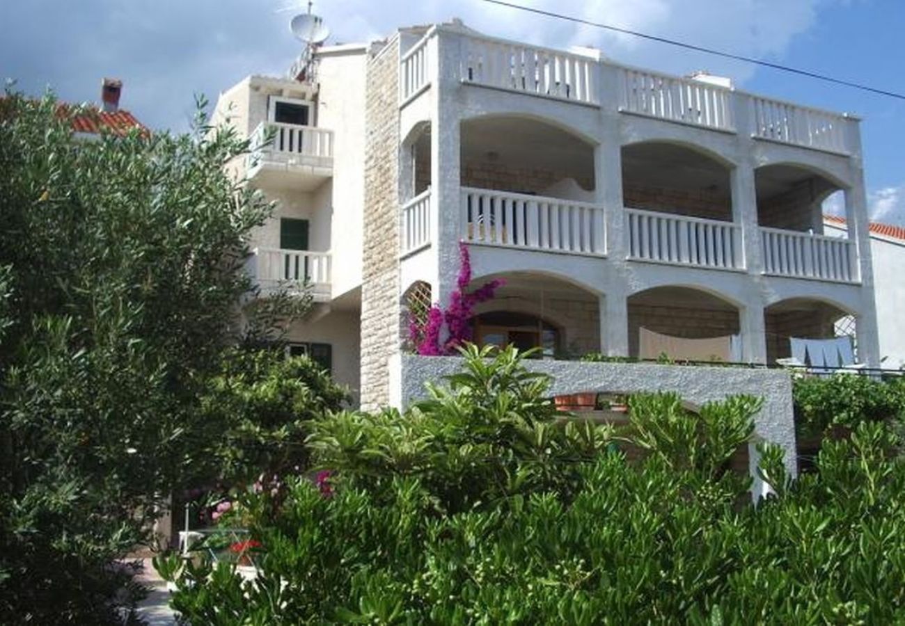 Ferienwohnung in Bol - Ferienwohnung in Bol mit Meerblick, Terrasse, Klimaanlage, W-LAN (5121-3)