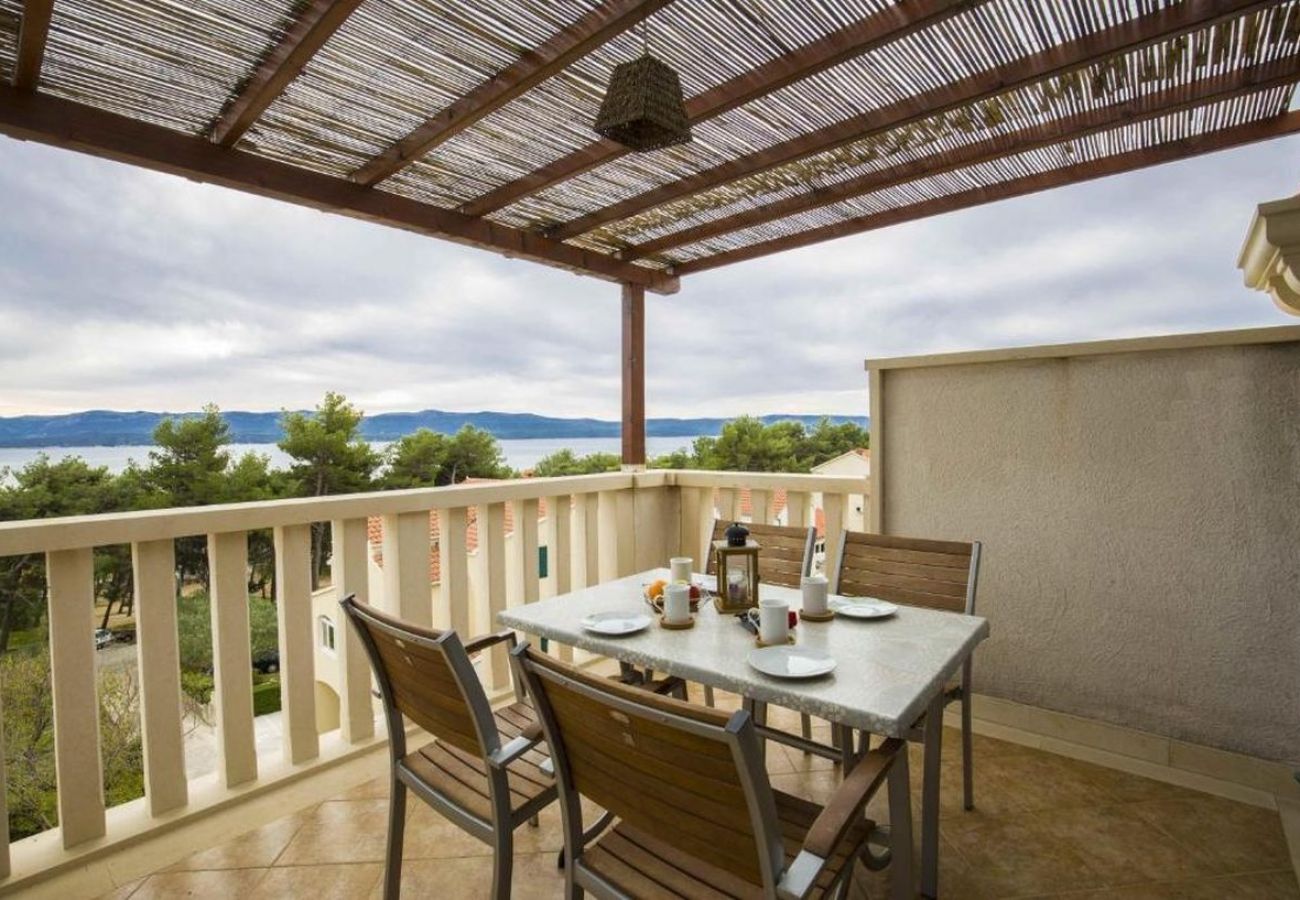 Ferienwohnung in Bol - Ferienwohnung in Bol mit Meerblick, Terrasse, Klimaanlage, W-LAN (5121-2)