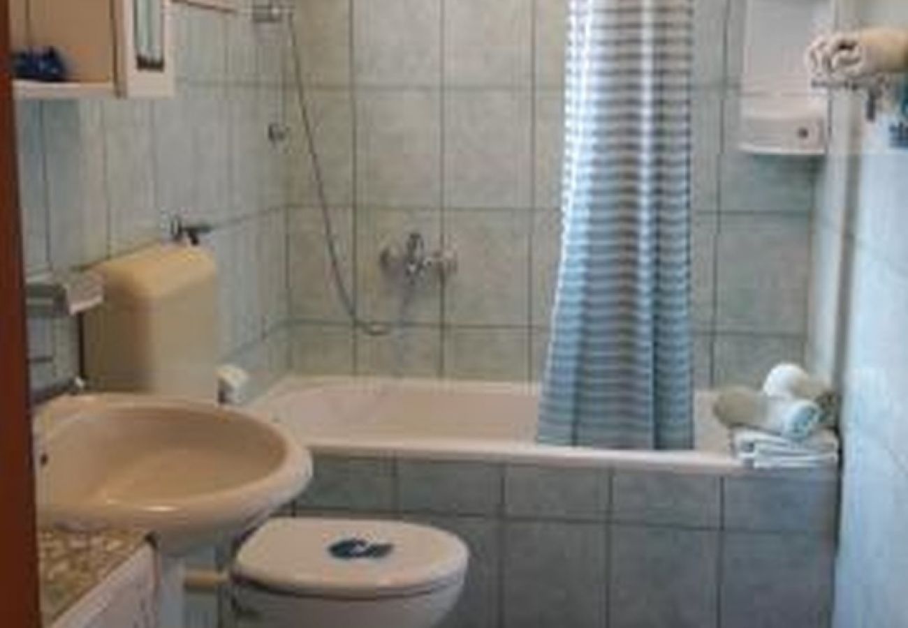 Ferienwohnung in Postira - Ferienwohnung in Postira mit Meerblick, Terrasse, Klimaanlage, W-LAN (5124-1)