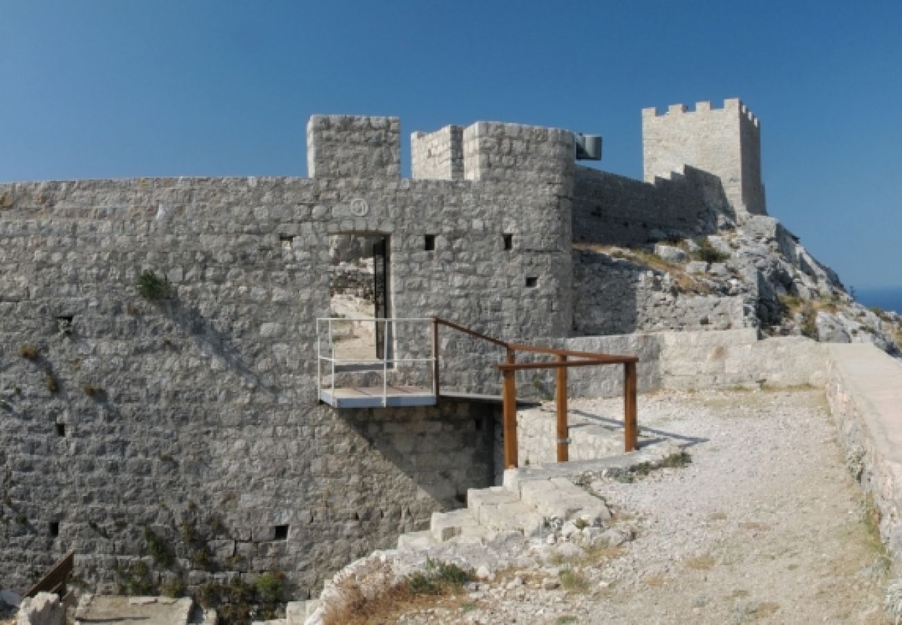 Ferienwohnung in Omiš - Ferienwohnung in Omiš mit Meerblick, Terrasse, Klimaanlage, W-LAN (5129-6)