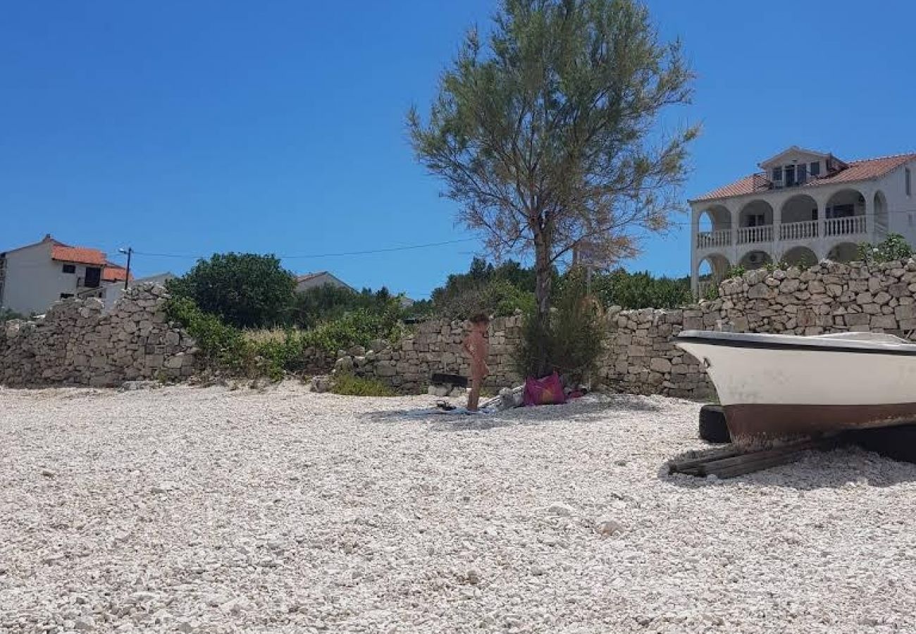 Ferienwohnung in Arbanija - Ferienwohnung in Arbanija mit Meerblick, Balkon, Klimaanlage, W-LAN (5137-2)