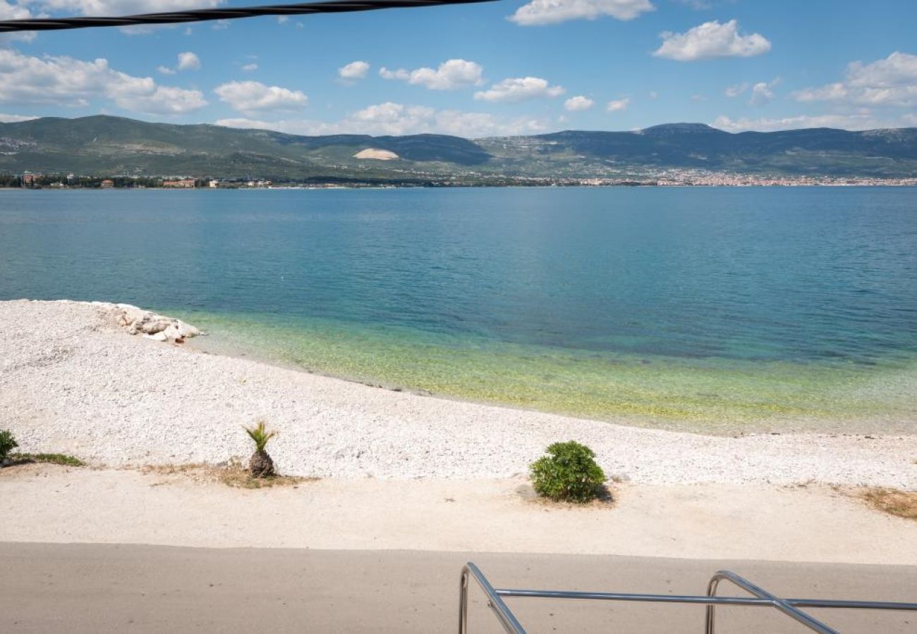 Ferienwohnung in Arbanija - Ferienwohnung in Arbanija mit Meerblick, Balkon, Klimaanlage, W-LAN (5138-1)