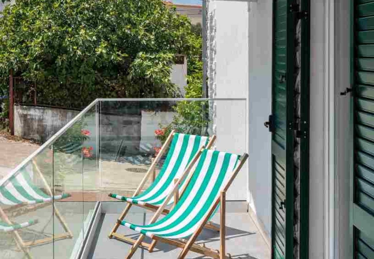 Ferienwohnung in Arbanija - Ferienwohnung in Arbanija mit Meerblick, Terrasse, Klimaanlage, W-LAN (5139-2)